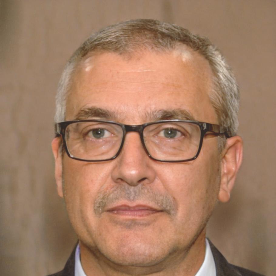 Portrait de Marc Dubois, expert en allocation de capital